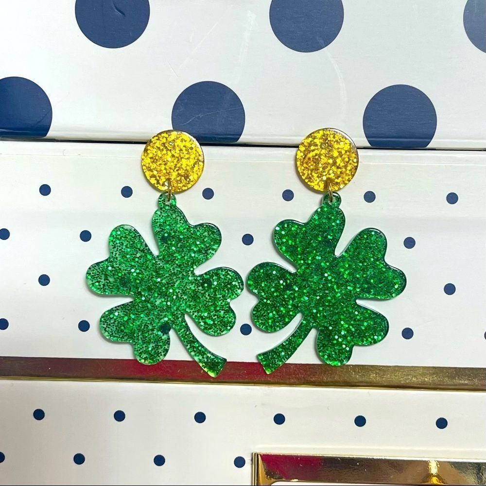 St. Patricks Day Clover Earrings